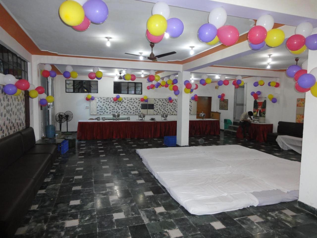 Hotel Taj Plaza, Vip Road, Agra Agra  Exterior photo
